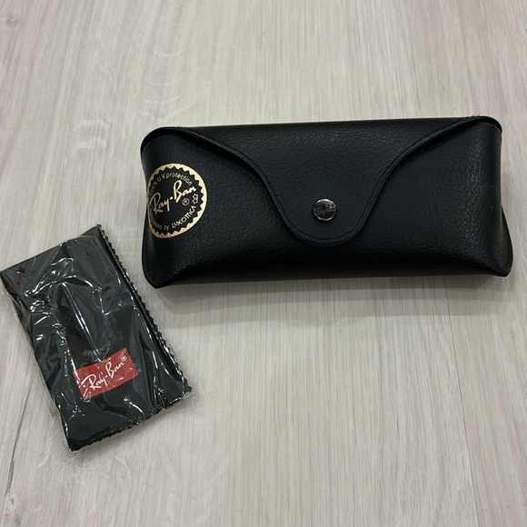 Ray-Ban Rb4323 Polarized Sunglasses - Picture 8 of 10